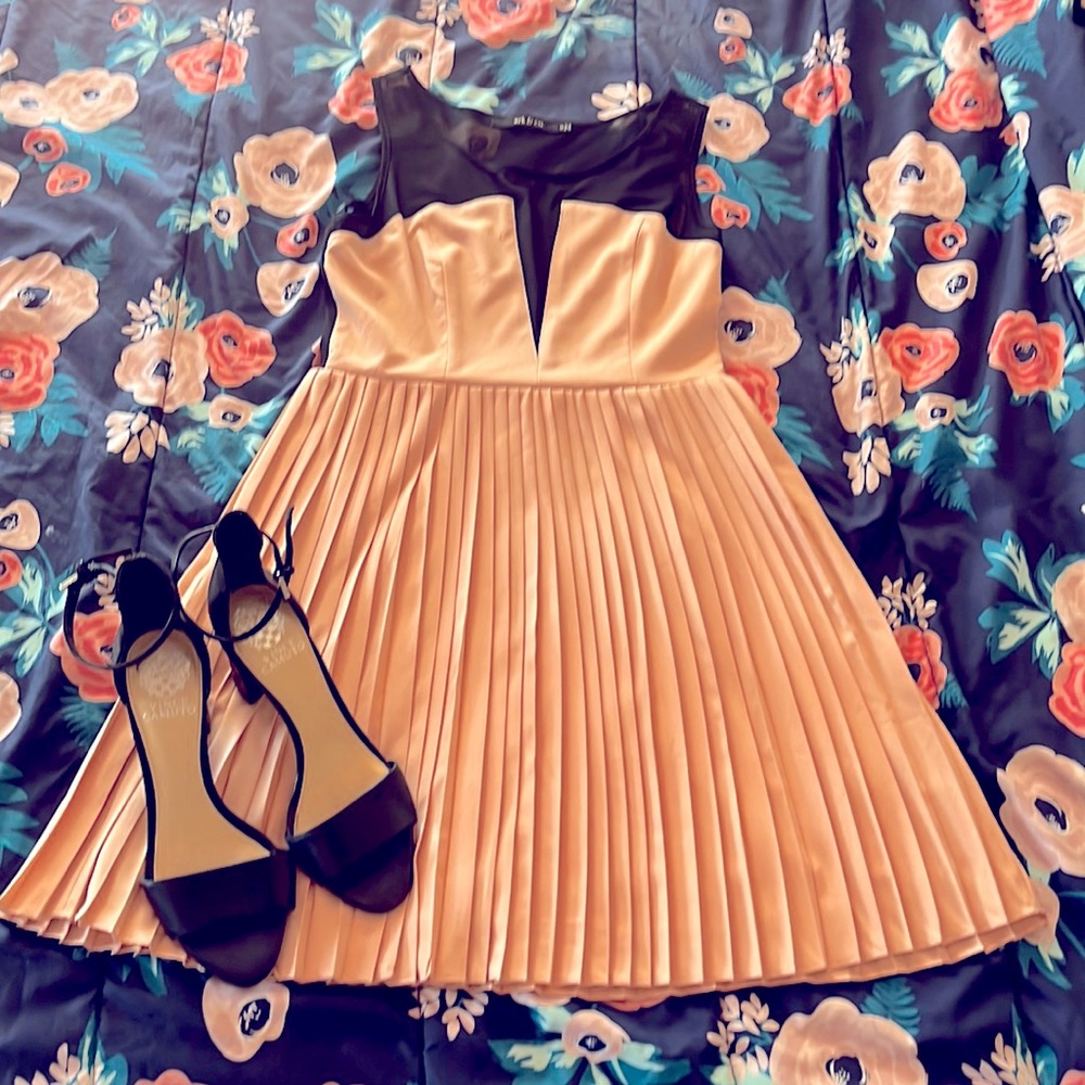 🌸 Ark & Co Blush Mesh Dress-Size M 🌸